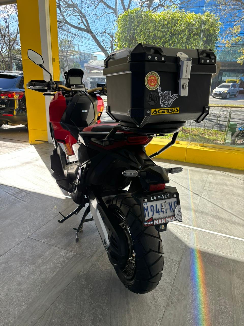 1edec610-3a7c-4b1c-8ba5-636b6f56d76a