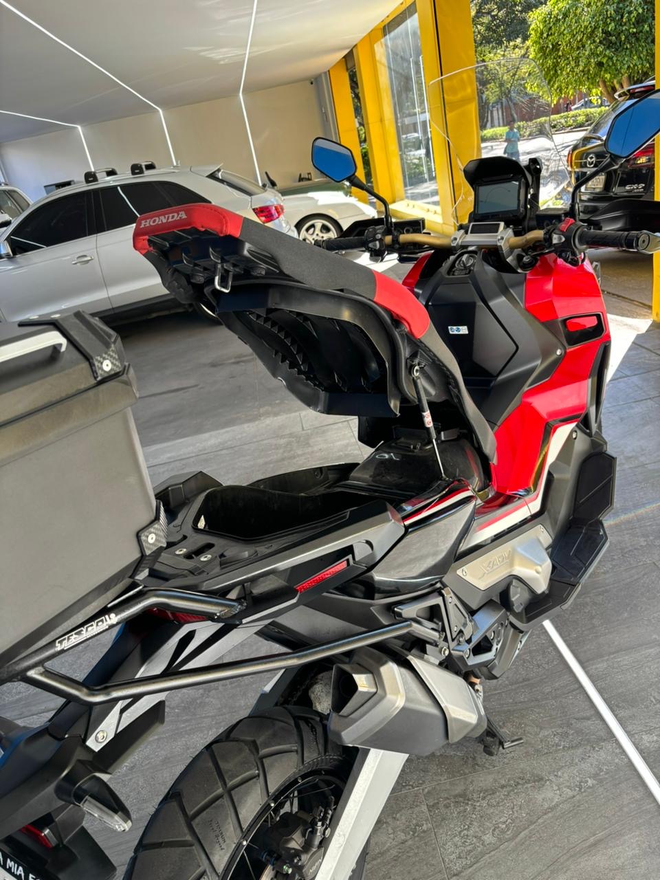 dea3b7e2-2456-43e2-a09f-9acc608b5d09